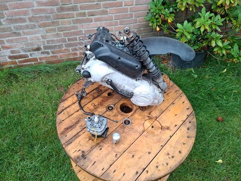 Gilera dna motorblok 2t 2takt blok piaggio 14inch 50cc c27, Fietsen en Brommers, Brommeronderdelen | Oldtimers, Overige merken