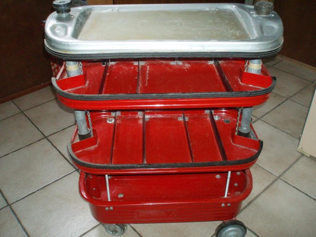 gereedschapwagen, Ophalen, Zo goed als nieuw