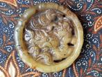 Mooi origineel antiek Oosters amulet van jade 5 cm.