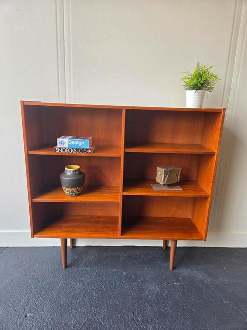Vintage Deense mid century boekenkast kast, Huis en Inrichting, Kasten | Boekenkasten, Zo goed als nieuw, 100 tot 150 cm, 25 tot 50 cm