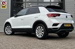 Volkswagen T-Roc 1.5 TSI Sport 150PK l Virtuele Cockpit l Na, Voorwielaandrijving, Stof, 4 cilinders, 150 pk