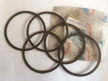 Harley B-T '36-'77 spacers, retaining ring voor 4 bak  beschikbaar voor biedingen