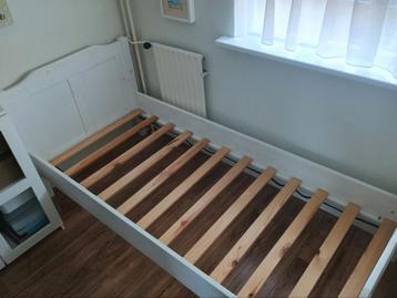 Massief houten whitewash eenpersoonsbed incl. lattenbodem 