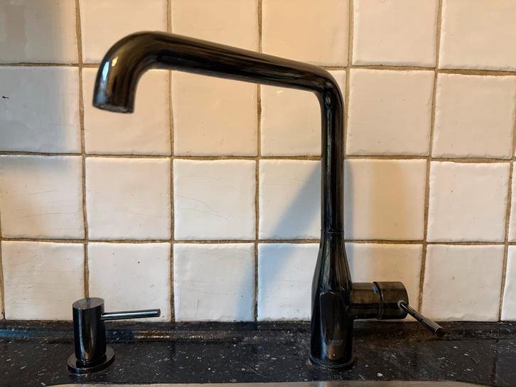 GROHE Essence New keuken kraan + zeepdispenser Hard Graphite, Doe-het-zelf en Verbouw, Sanitair, Zo goed als nieuw, Kraan, Rvs
