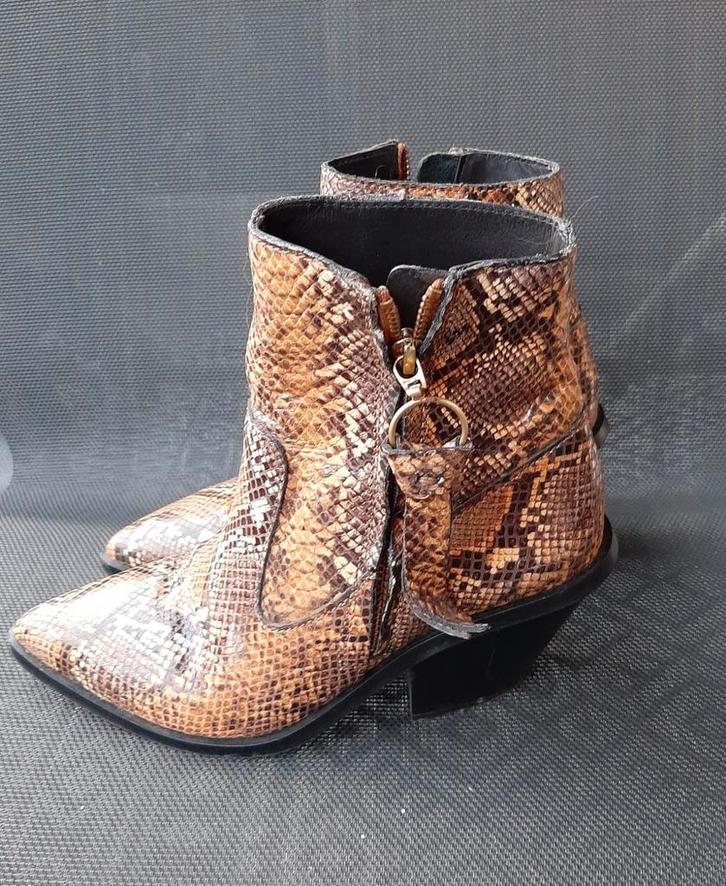 &Other Stories Laarsjes - Maat 36 geel slangenmotief, Kleding | Dames, Schoenen, Zo goed als nieuw, Lage of Enkellaarzen, Geel