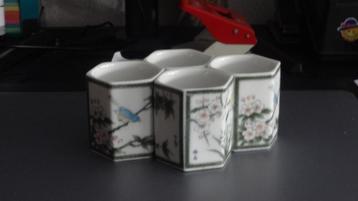 Chinese bekers beschikbaar voor biedingen