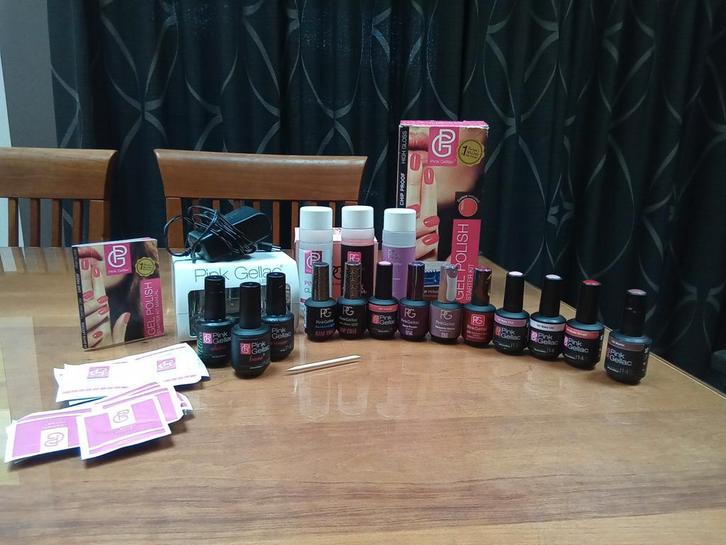 Pink gel polish set, Sieraden, Tassen en Uiterlijk, Uiterlijk | Cosmetica en Make-up, Zo goed als nieuw, Handen en Nagels, Overige kleuren