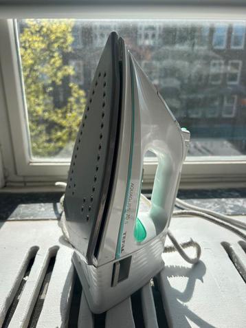 Vintage Tefal strijkijzer Aquagliss 70s beschikbaar voor biedingen