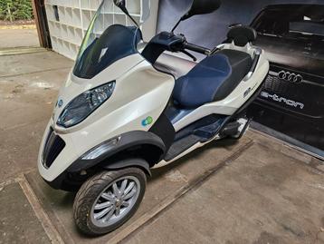 Nieuw Piaggio MP3 Hybride Bj 2019 helemaal nieuw beschikbaar voor biedingen