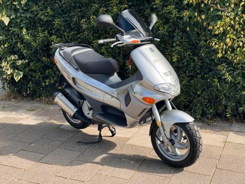 Gilera Runner 180cc FXR 2-takt 10.000km // piaggio aprilia, Fietsen en Brommers, Brommers | Overige merken, Zo goed als nieuw