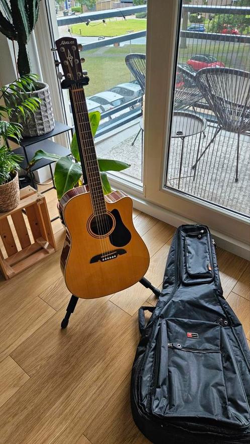 Alvarez, rd26ce, western guitar, Muziek en Instrumenten, Snaarinstrumenten | Gitaren | Akoestisch, Gebruikt, Western- of Steelstringgitaar