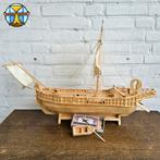 Groot oud model schip gemaakt van lucifers 2 master boot, Hobby en Vrije tijd, Modelbouw | Boten en Schepen, Overige merken, .