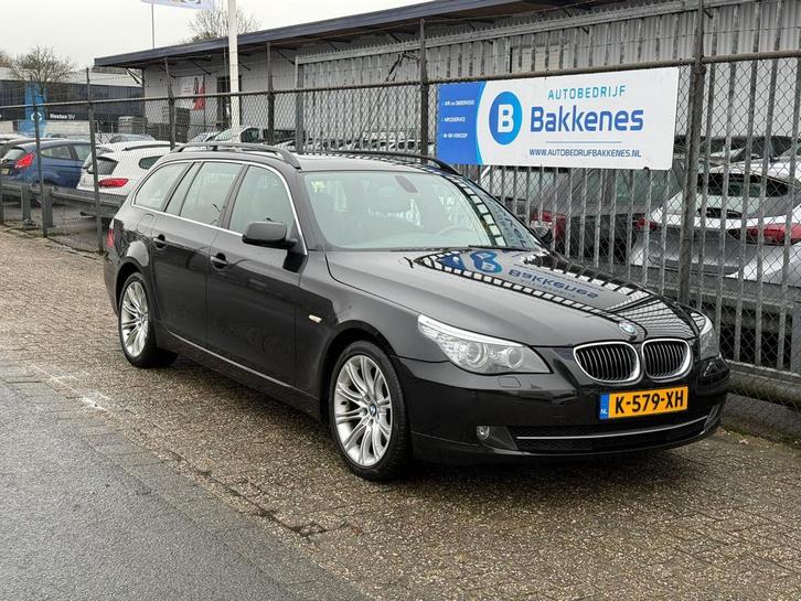 BMW 5-serie Touring 525i Executive | Leder | Pano | Automaat, Auto's, BMW, Bedrijf, Te koop, 5-Serie, ABS, Airbags, Airconditioning