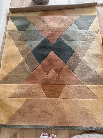 Linie Design vloerkleed Freya. Maat 170/240. 95 procent wol beschikbaar voor biedingen