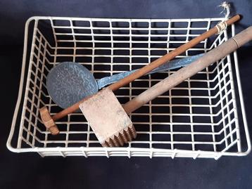 Houten stampers keukengerei ,sleets,landelijk brocante beschikbaar voor biedingen