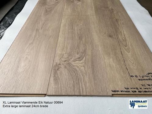 Laminaat Vlammende Eik Natuur 00694 24cm brede 8mm dik, Huis en Inrichting, Stoffering | Vloerbedekking, Nieuw, Laminaat, Beige