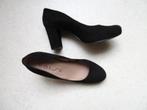 UNISA pumps zwart suéde leer maat 39, Kleding | Dames, Schoenen, Pumps, Zwart, Nieuw, Ophalen of Verzenden