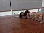Schleigh paard met 3 hindernissen, Ophalen of Verzenden, Zo goed als nieuw