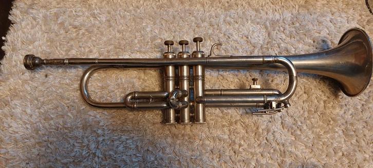 Oude Trompet - Speelbaar Erfstuk, Muziek en Instrumenten, Blaasinstrumenten | Trompetten, Gebruikt, Bes-trompet, Ophalen