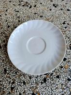 Schoteltje in wit van Seltmann Weiden Bavaria., Ophalen of Verzenden, Zo goed als nieuw, Kop(pen) en/of Schotel(s)