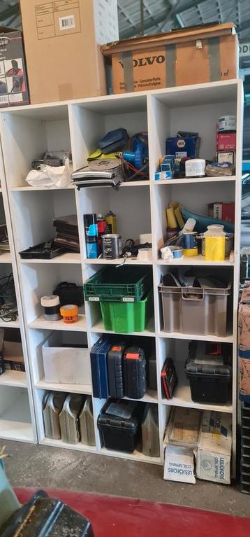 Ikea kallax kast gezocht. beschikbaar voor biedingen