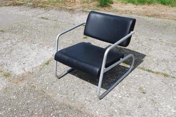 Base-x Lederen Design Fauteuil beschikbaar voor biedingen