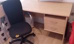 Bureau +Verstelbare IKEA bureaustoel GRATIS AFHALEN, Huis en Inrichting, Gebruikt, Ophalen