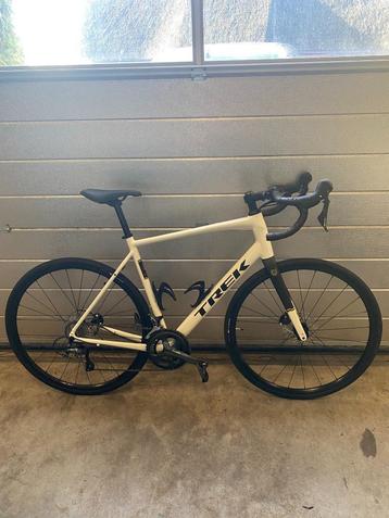 wielren fiets, Trek Domane AL 4 Gen 4 beschikbaar voor biedingen