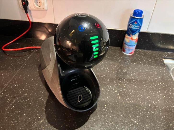 Krups Movenza Dolce Gusto Koffiemachine, Witgoed en Apparatuur, Koffiezetapparaten, Zo goed als nieuw, Koffiepads en cups, Koffiemachine
