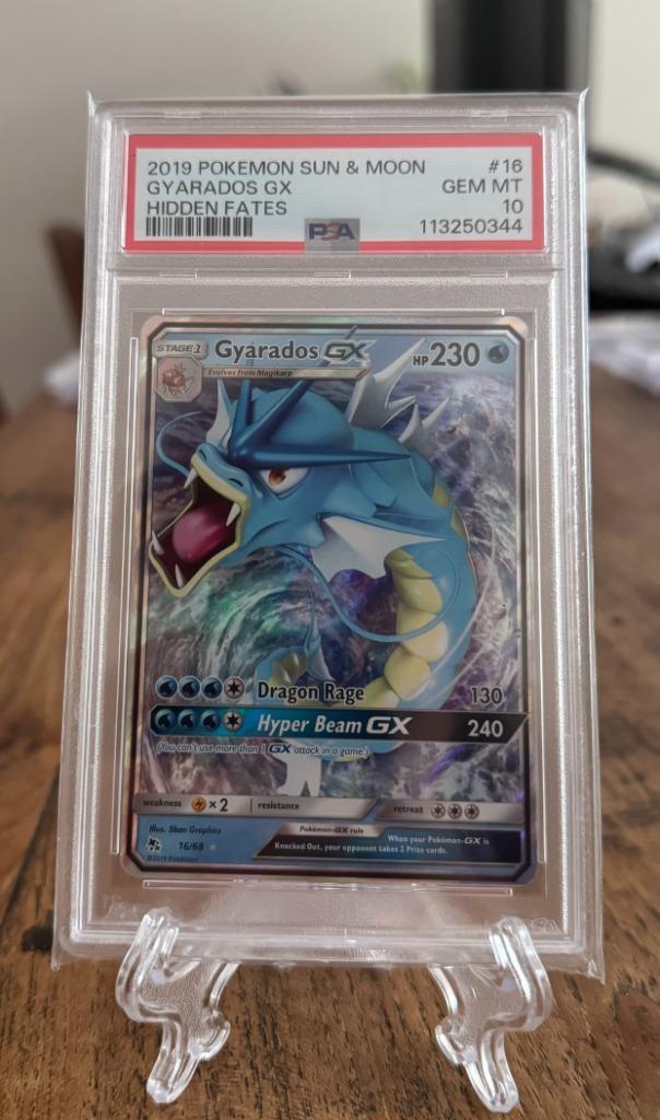 Gyarados GX PSA 10 - Pokemon Hidden Fates 16/68, Hobby en Vrije tijd, Verzamelkaartspellen | Pokémon, Nieuw, Losse kaart, Ophalen