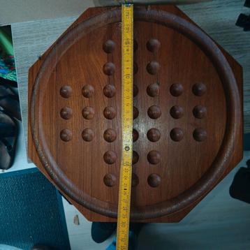 Houten Solitaire Bordspel beschikbaar voor biedingen