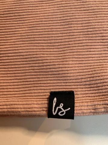 Sjaal babystyling zacht roze beschikbaar voor biedingen