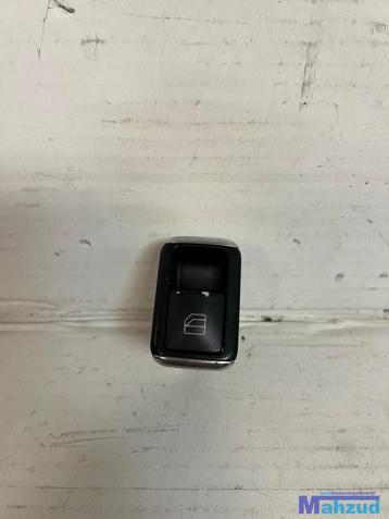 MERCEDES E W212 achterklep schakelaar A2049057601 2009-2013 beschikbaar voor biedingen