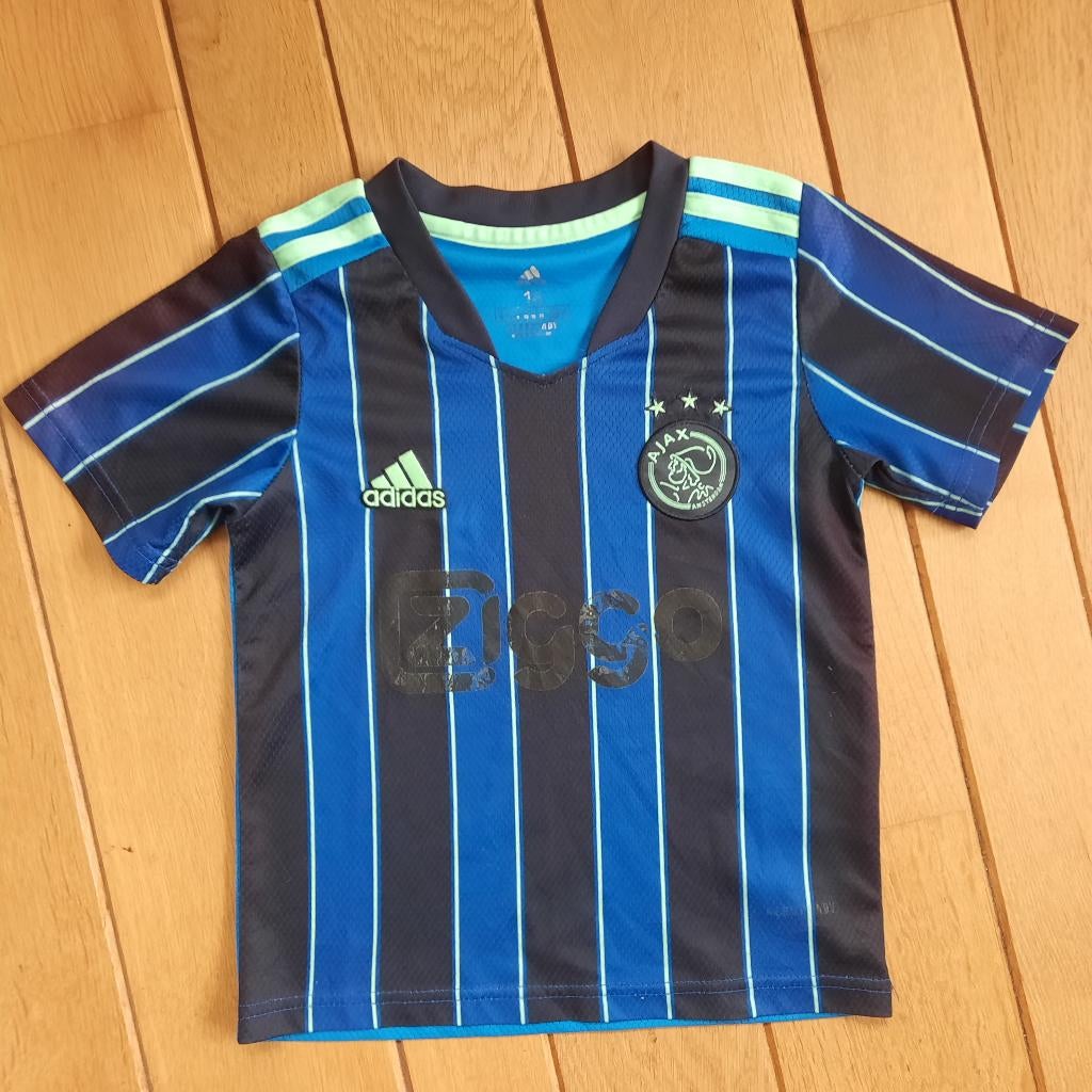 ADIDAS t- shirt AJAX uit blauw streep maat 128, Adidas, Jongen of Meisje, Sport- of Zwemkleding, Ophalen of Verzenden
