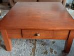Mooie eikenhouten salontafel met lade, Huis en Inrichting, Tafels | Salontafels, Ophalen, Kersenhout, Vierkant, Zo goed als nieuw