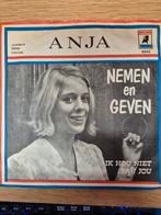 Single : Anja - Nemen en geven, Ophalen of Verzenden, Zo goed als nieuw, Overige formaten, Levenslied of Smartlap