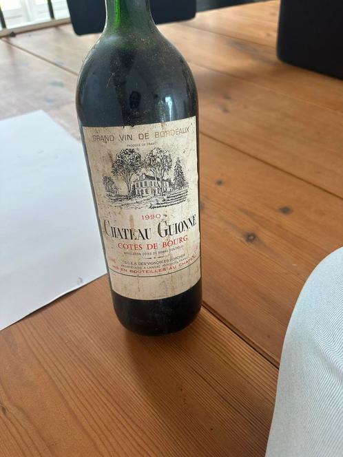 Oude Bordeaux wijn – Château Guionne 1990 (Côtes de Bourg), Verzamelen, Wijnen, Zo goed als nieuw, Rode wijn, Frankrijk, Ophalen