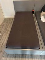 Mooie grijze eenpersoons bed, Huis en Inrichting, Slaapkamer | Bedden, Gebruikt, 90 cm, Eenpersoons, Ophalen of Verzenden