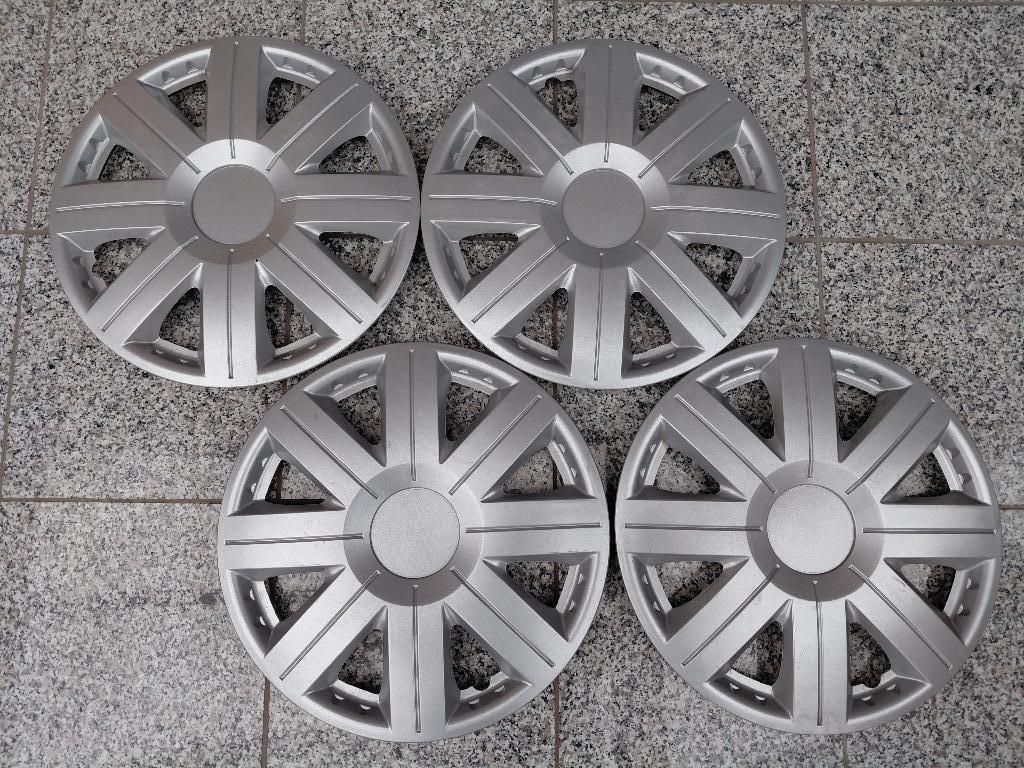 4 Wieldoppen 15 inch (192), Auto diversen, Wieldoppen, Ophalen of Verzenden, Zo goed als nieuw