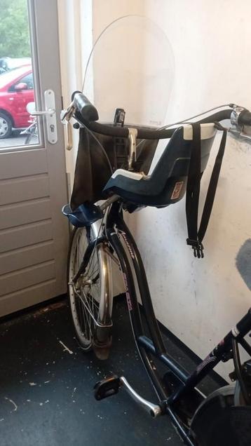 Nette moederfiets  beschikbaar voor biedingen