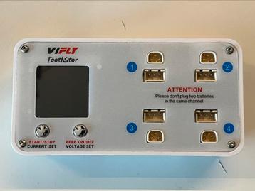 Oplaader Vifly toothstor 4 x 2S beschikbaar voor biedingen