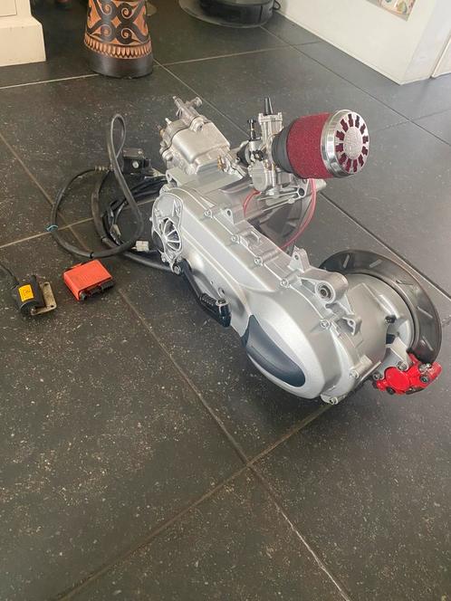 Runner 183cc dd dg (nieuwstaat), Fietsen en Brommers, Scooters | Piaggio, Zo goed als nieuw, Overige modellen, Ophalen of Verzenden