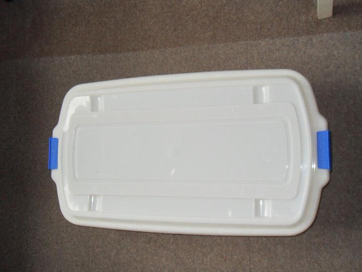 Tuppeware kleding opbergdoos, Huis en Inrichting, Keuken | Tupperware, Gebruikt, Overige typen, Wit, Ophalen