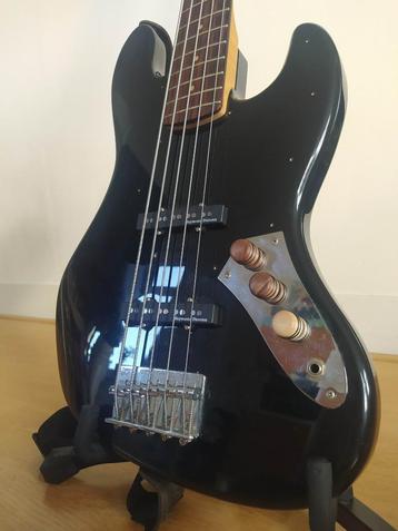 Squier Affinity Series Jazz V 5 snaren basgitaar beschikbaar voor biedingen