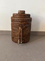 Birma rieten pot met deksel en tangetje, Ophalen of Verzenden, Zo goed als nieuw, Rond, Riet