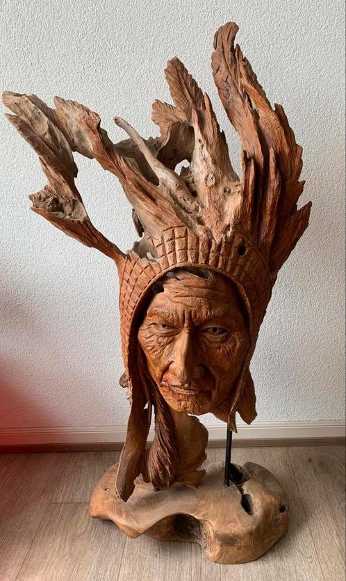 zeer gedetailleerd houten indianen beeld, Antiek en Kunst, Kunst | Beelden en Houtsnijwerken, Ophalen of Verzenden