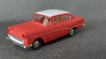 Opel Rekord P1 rood 1:87 H0 Brekina Pol  beschikbaar voor biedingen