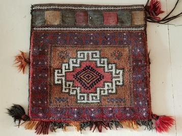 Mooi antiek handgeknoopt Perzisch kussen uit Iran 41-42 cm. beschikbaar voor biedingen