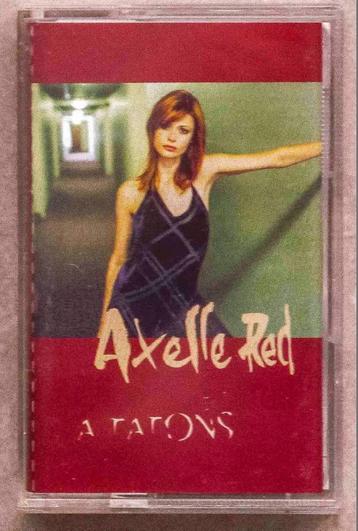 Axelle Red cassettebandje A Tatons in prima staat