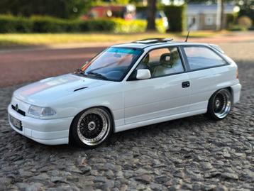 Opel astra F Gsi " Custom-BBS-verlaagd-opendakje 1:18 Norev beschikbaar voor biedingen
